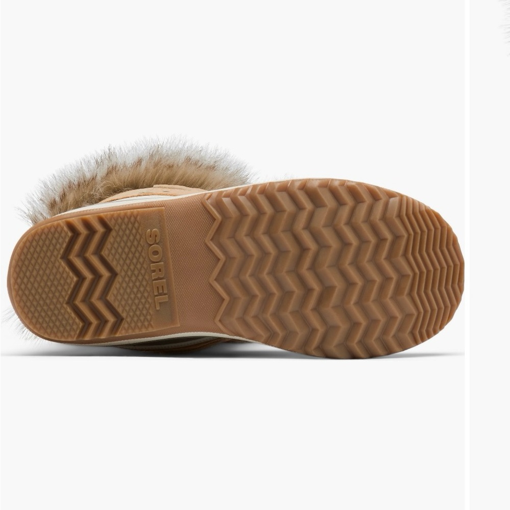 Sorel Women's Tan and Green Winter Boots - Picture 7 of 8